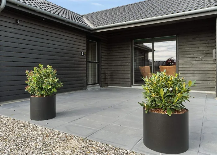 Semesterbostad 5 Star In *