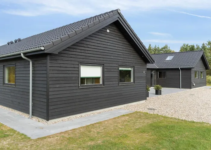 Semesterbostad 5 Star In *